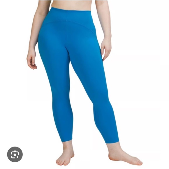 Lululemon InStill Leggings - sz 8 - Picture 8 of 10